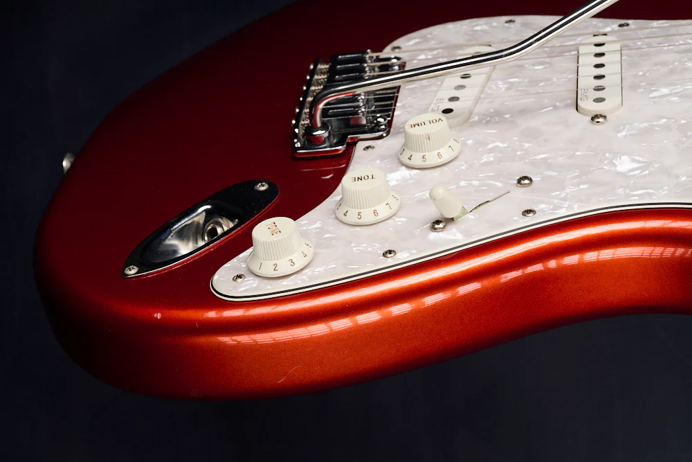 Feline RED STRAT (GILMOUR PULSE INSPIRED) - SECONDHAND - Image 14