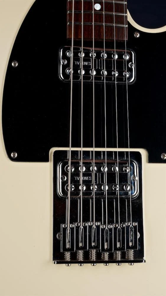Feline Tabby Cabronita (Fender rebuild) - Image 10